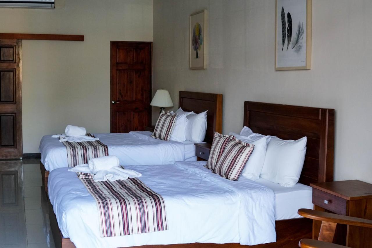 Puerta Del Cielo Quepos Hotel Екстериор снимка