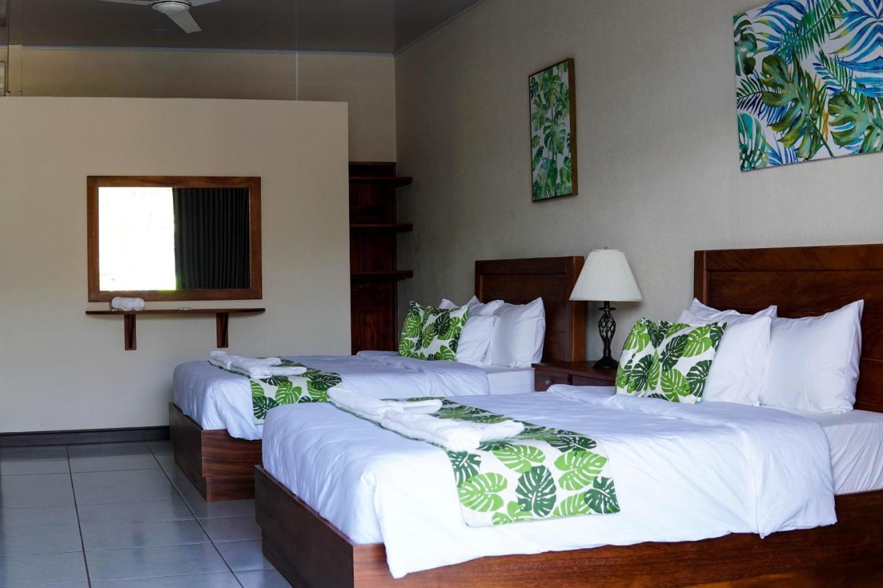 Puerta Del Cielo Quepos Hotel Екстериор снимка