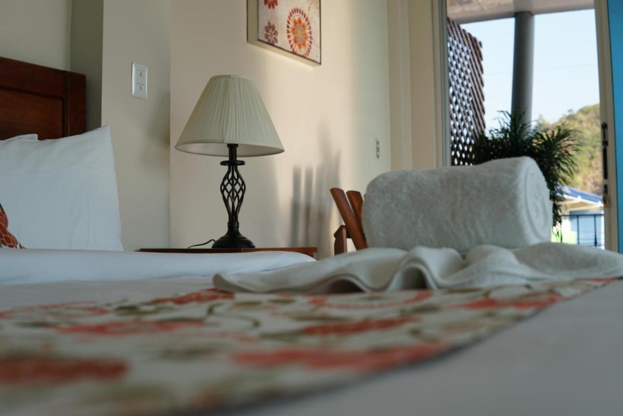 Puerta Del Cielo Quepos Hotel Екстериор снимка